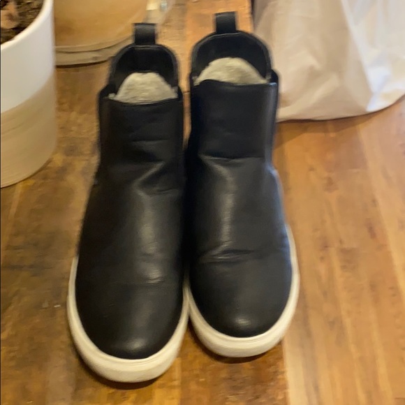 Ellos High Tops - Picture 2 of 5